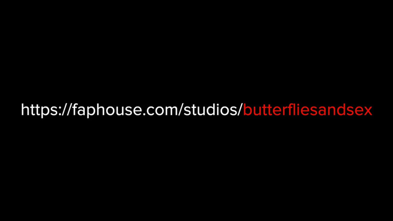 ButterfliesAndSex: Вітчим непомітно трахає падчерку в сандаліях вдома