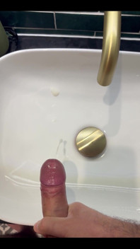 Cumshot