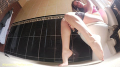 SophiaSmithUK: La troia summery sophia prende un bagno