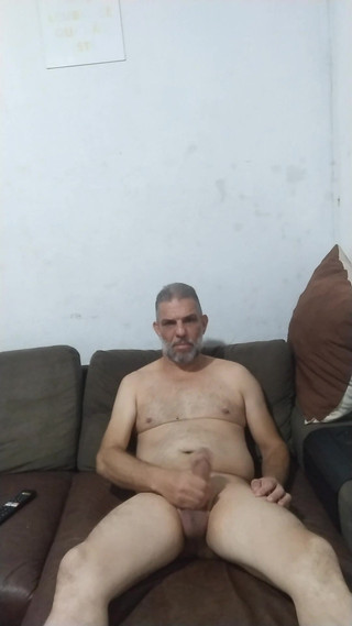 Carmona's father: Корона трахается, чтобы кончить