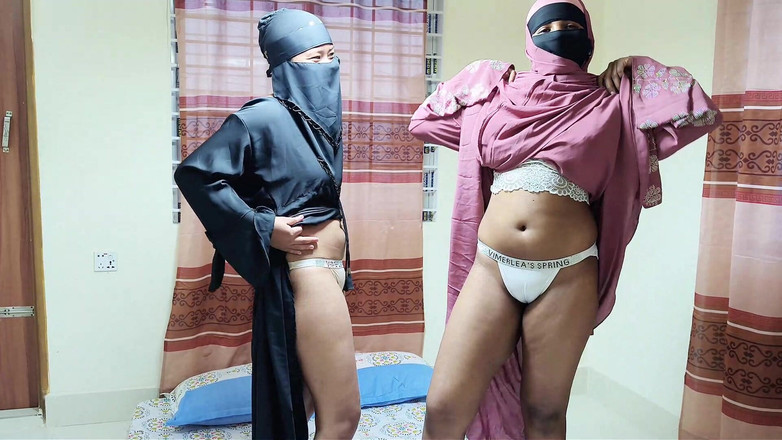 HottyKisku02: Bà nội trợ Hồi giáo Ấn Độ mông to đội khăn trùm đầu bị...