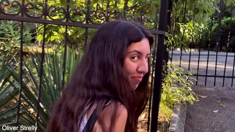 Oliver Strelly: 路上で可愛い女の子をナンパしてハメた