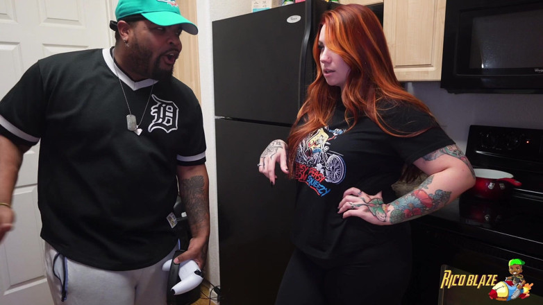 Rico Blaze: Big Booty Arizona Rose Gets Pounded by BBC