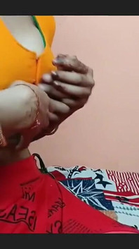 Hindi Young Married Girl Priya First Time Sex Honeymoon Devar Bhabhi, Indian Desi Girl First Time Sex Mms