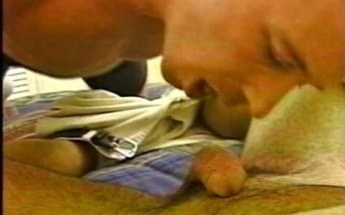 Gay RetroX VHS: Homens sensuais em êxtase # 1