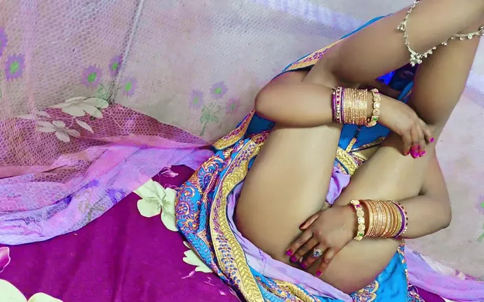 Bangala bhabhi: Desi Village Bhabhi Masturbating