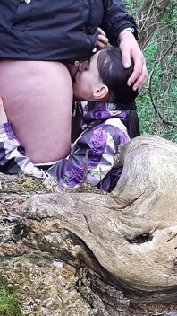 Sesso rischioso nella foresta di vere lesbiche - Lesbica-illusione