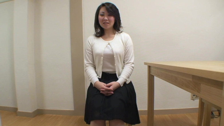 Japan Lust: Next Door Milf Gets Creampie