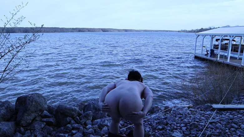 barenakedboy: Flex och Jerk iväg vid sjön