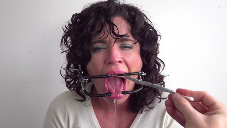 Sammi Starfish: Covid test gag reflex