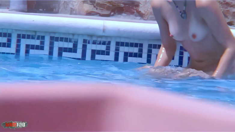 MMM100 Solo: Vidéo sexy, Missguapa_pool