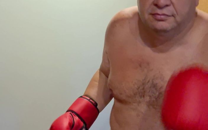 Combat and fetish: Heavyhitterboxer Vs. Du del 1