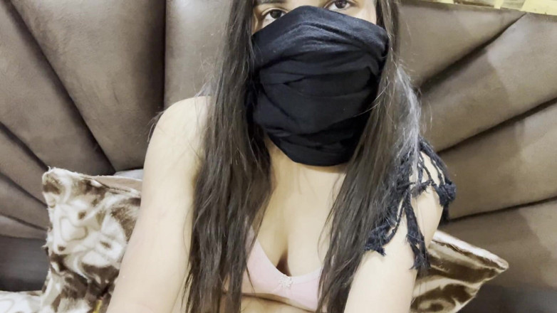 SnowyAir7: Seks valentine day sama pacarnya yang cantik