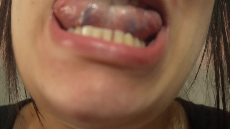 AmayaMori: 嘴恋癖幻想她的舌头她挑逗她的立方体嘴