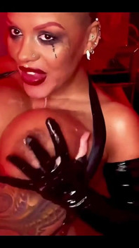 Si jalang mani Ms Red X Merayu untuk Air Mani Demon