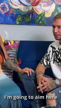 Mariana Martix dává žhavý rozhovor s jejími velkými prsy a ebenovým zadkem Brianu Evansxovi