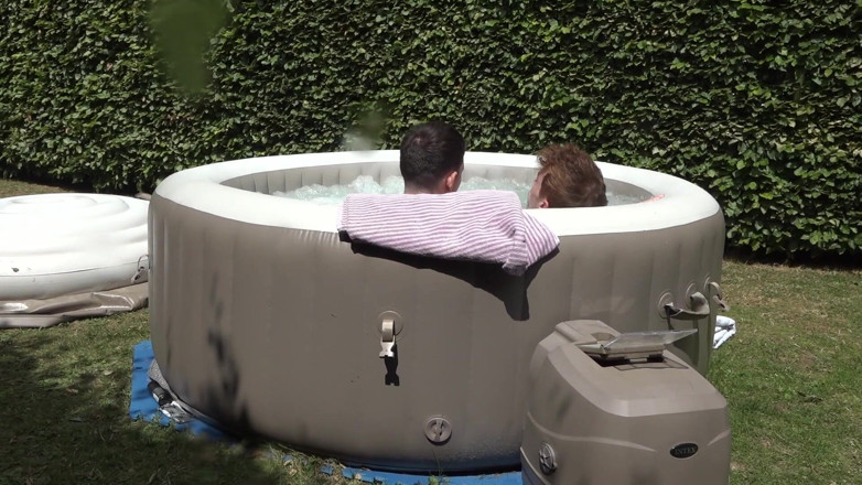 Diablex: Jacuzzi Toho Zasraného