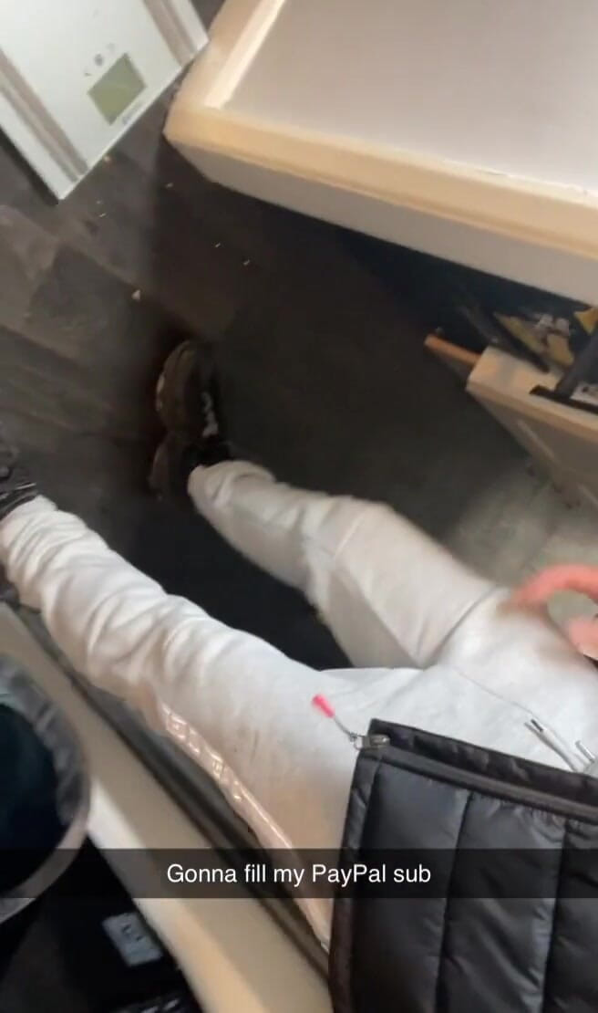 jay jenson: 그건 오른쪽 스프레이. 2부