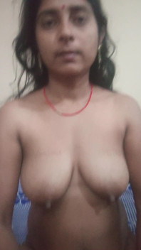 bhaartiy patni, padosan kolej garl