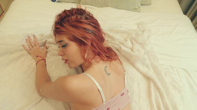 MilanRodriguez: British Redhead Stepsister Breakup Then Gives Me an Amazing Blowjob