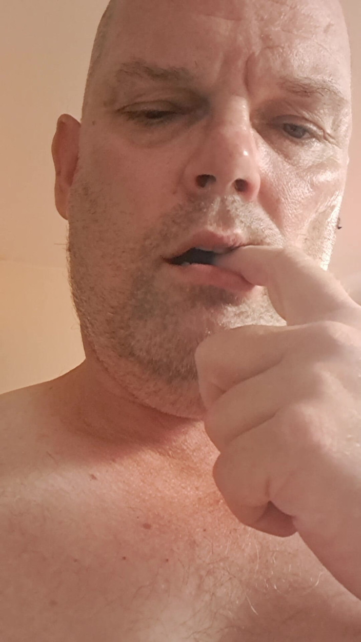 Fickspecht: Will the Slut Become a Whore?