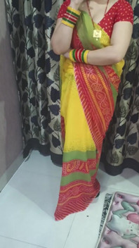 Bhabhi Called the Neighbour to Fix the Shower and Got Fucked with Him
