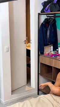 Yaramaz Tiffany Carioca'nın küçük ziyareti, yaramaz kız tehlikeyi sever ve eşimin fark etmemesi için bana sessiz bir zaman verdi