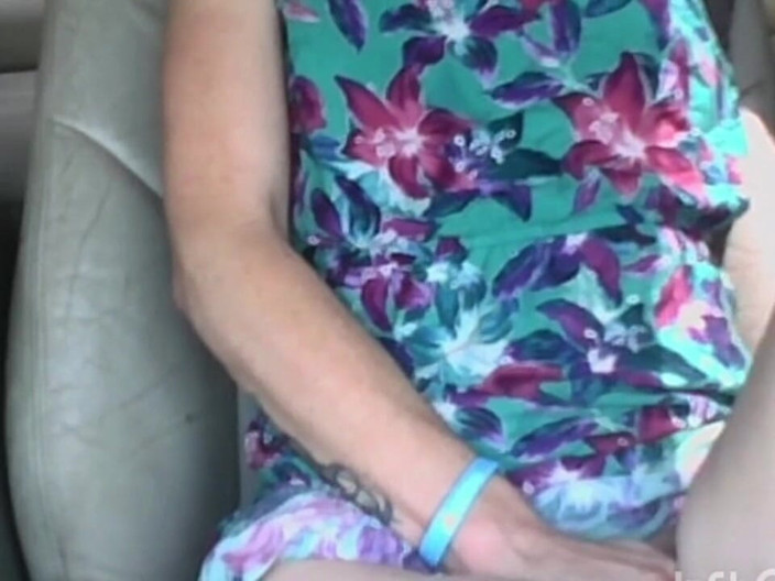 Be demoned: Дайте студентку поднять домой