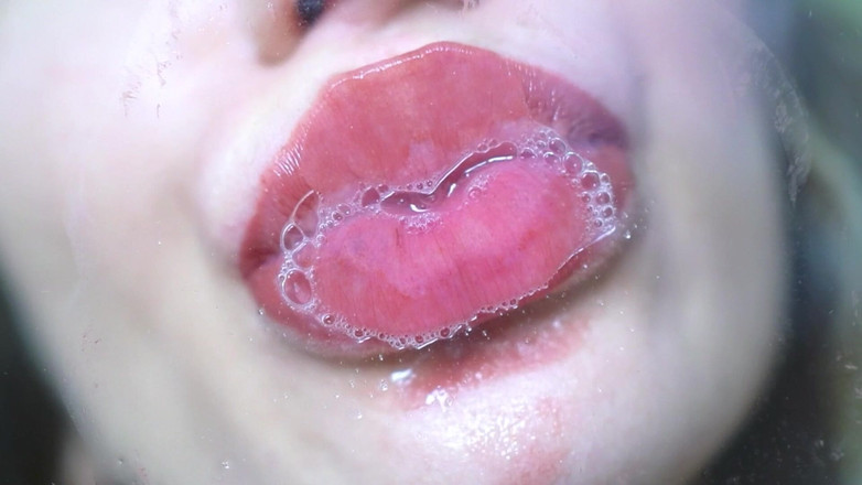 Rarible Diamond: Choco Lips Mark 2