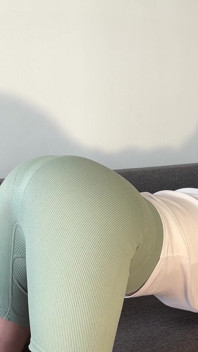 Cewek bejat dengan legging sempitku dientot habis-habisan sampai mengerang