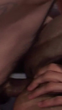 Festa gay scopata nel culo - più ragazzi chiavano un buco stretto crudo