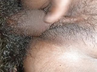 Desi Bhabhi 01: Сводная сестра моего друга трахается в видео