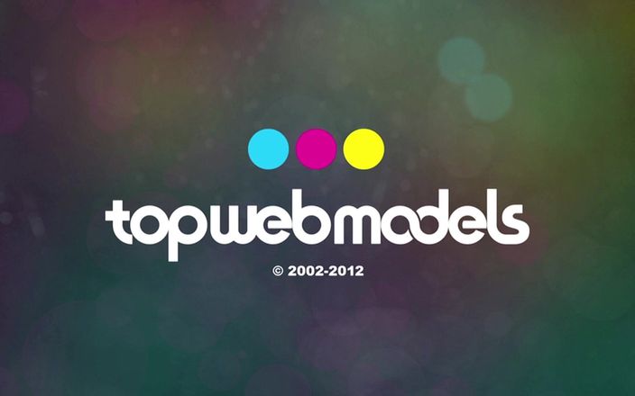 Top Web Models: Топ веб-моделей ластівки з косичками, том 4 - 4 повні сцени милих тінок у кісках, смокчуть член і ковтають сперму