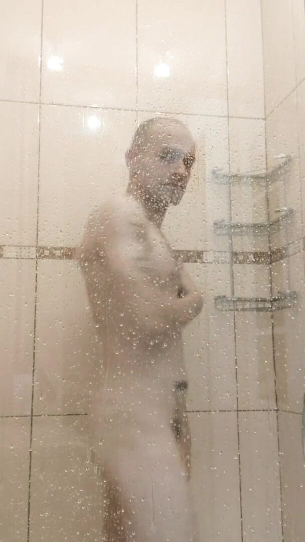 Jeorje Aleksander: Tournage mains libres de la pisse et éjaculation rapide pour vous
