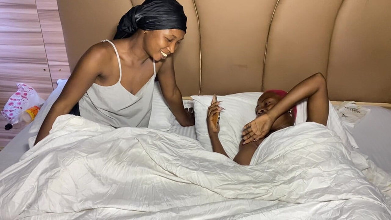 Moonlight blues: Curvy Babe Letting Her Roommate Fuck Big Cock Boyfriend