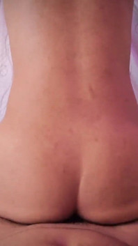 POV Camilo Brown fickt meinen engen rosa twink-arsch mit seinem großen, unbeschnittenen latino-schwanz ohne gummi, bis wir beide unsere ladungen schießen