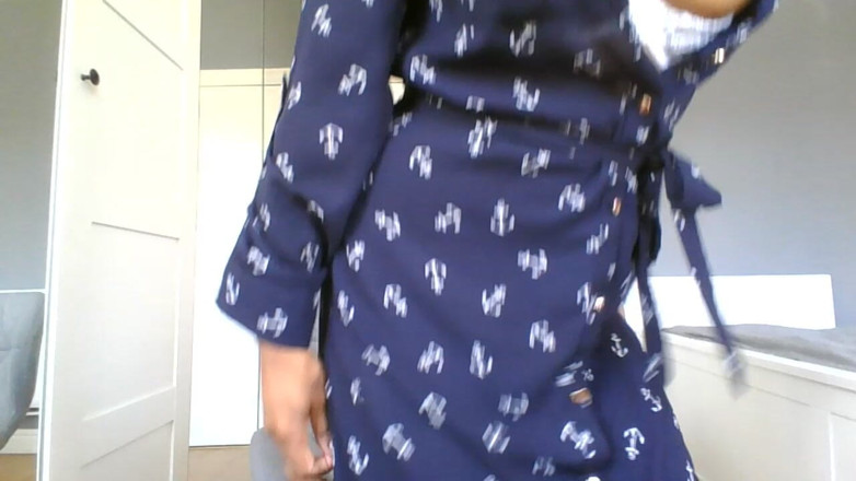 BabeXX69XX Asian MILF: 顺从的荡妇秘书撸管指挥 CIM