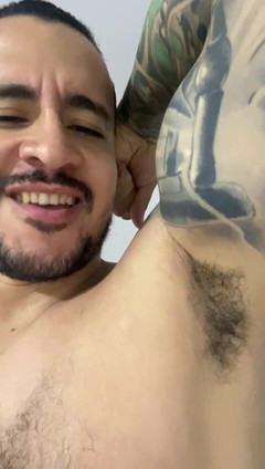 Christian_colombian: Mușchii unui latino foarte excitat Partea 1