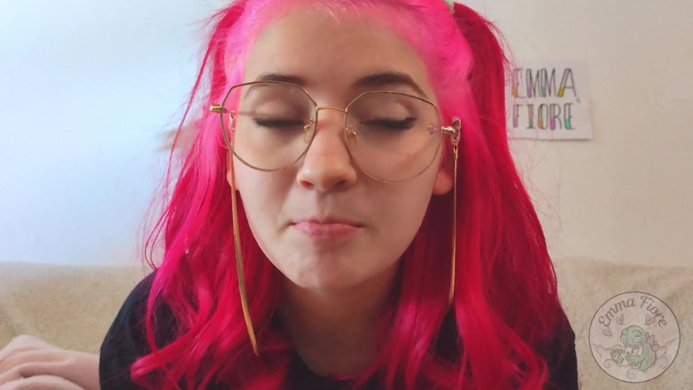 Emma Fiore: Submissive Argentinian Asks You for Milk on Her Face