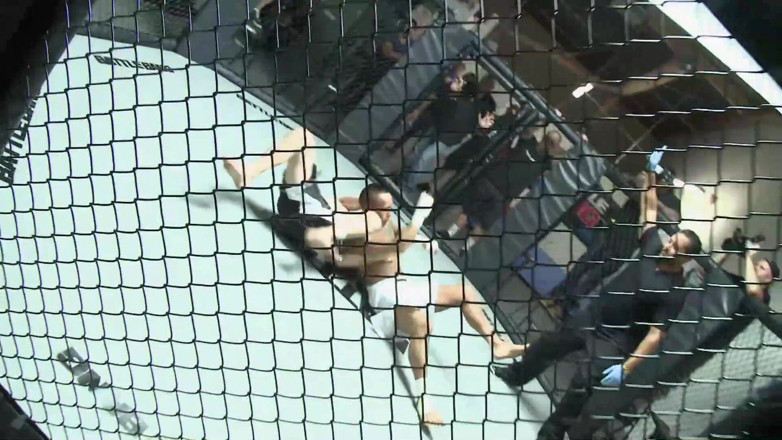 TeenXXX Stories: Horny guy fucks big ass blonde in the ring