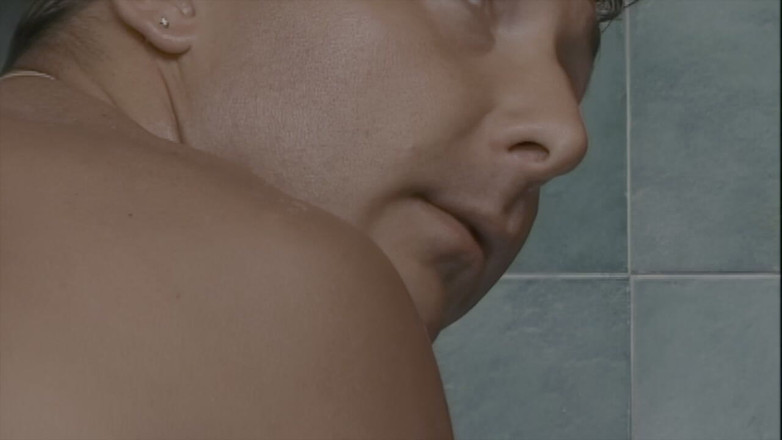 Italians at Home: Ta dziwka dobrze myje kutasa faceta, zanim weźmie go w...