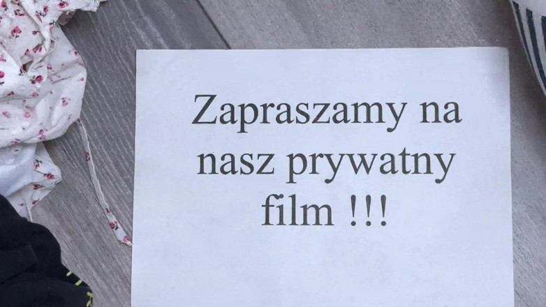 Mad Productions: Desesperada madrasta madura leva uma gozada interna