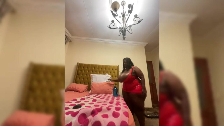 Legendary Booty Overdose: cycata murzynka SSBBW MILF cycki Kult i masturbacja