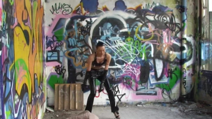 Public Entertainment: Fucking nasty bitch in the abandoned building