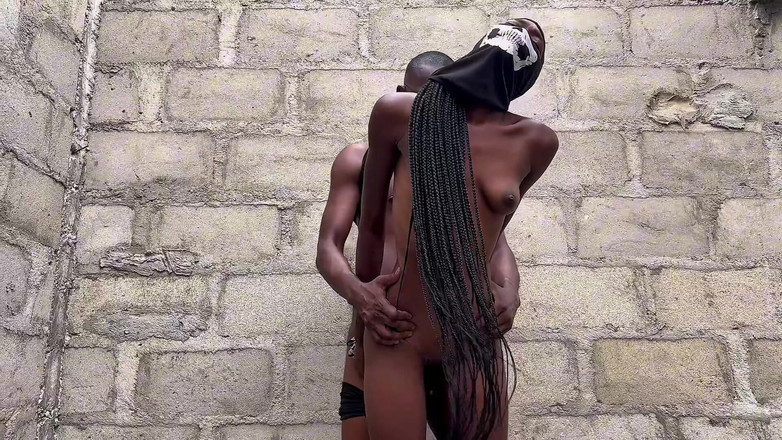 Naughtyafrican: 我们祝你圣诞快乐，新年快乐！愿你的庆祝活动令人惊奇地快乐和光明