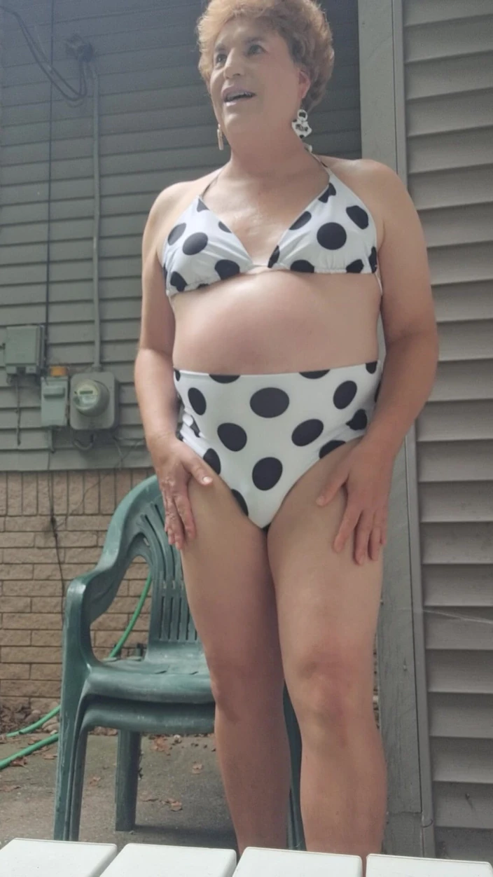 Victoria Lecherri: Meu Próprio Óleo De Ouro Especial!