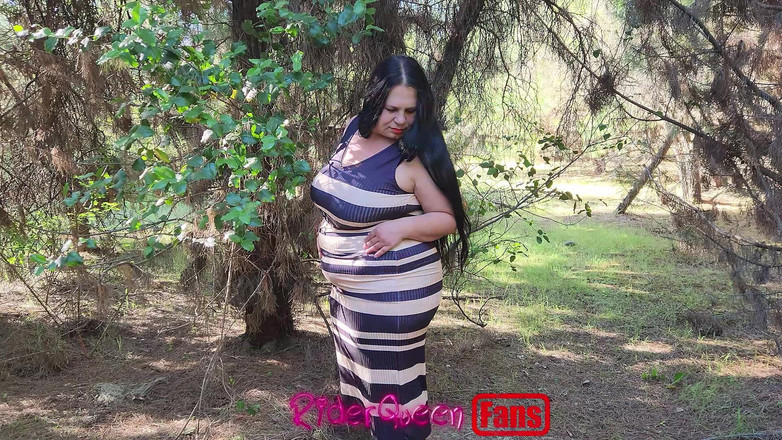 Riderqueen BBW Step Mom Latina Ebony: Riderqueen Bersendirian Di Luar Rumah