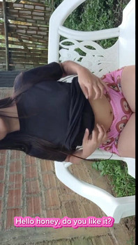 Yulieth Gomez Shows Her Pussy