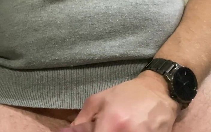RealBigDill: Ti piace essere scopata in faccia perché sei una puttana...