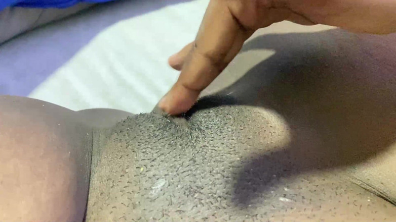 olivercastelistar: Üvey anne sıkı patlarıyla mastürbasyon yapıyor